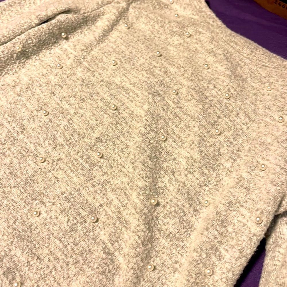 XS pearl sweater
